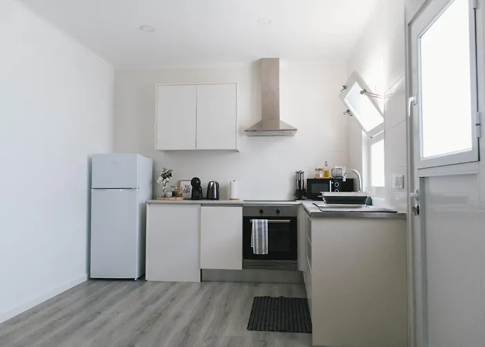 Charm Azores 度假居 *